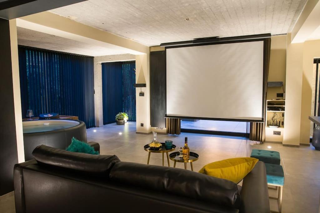 Buenas Noches Villa Standing Piscine & Wellness Boncelles Buitenkant foto